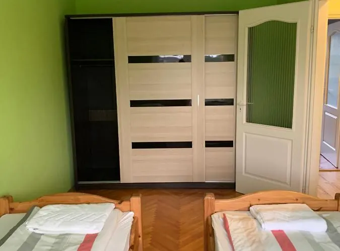 Malom Vendeghaz Feriehus *